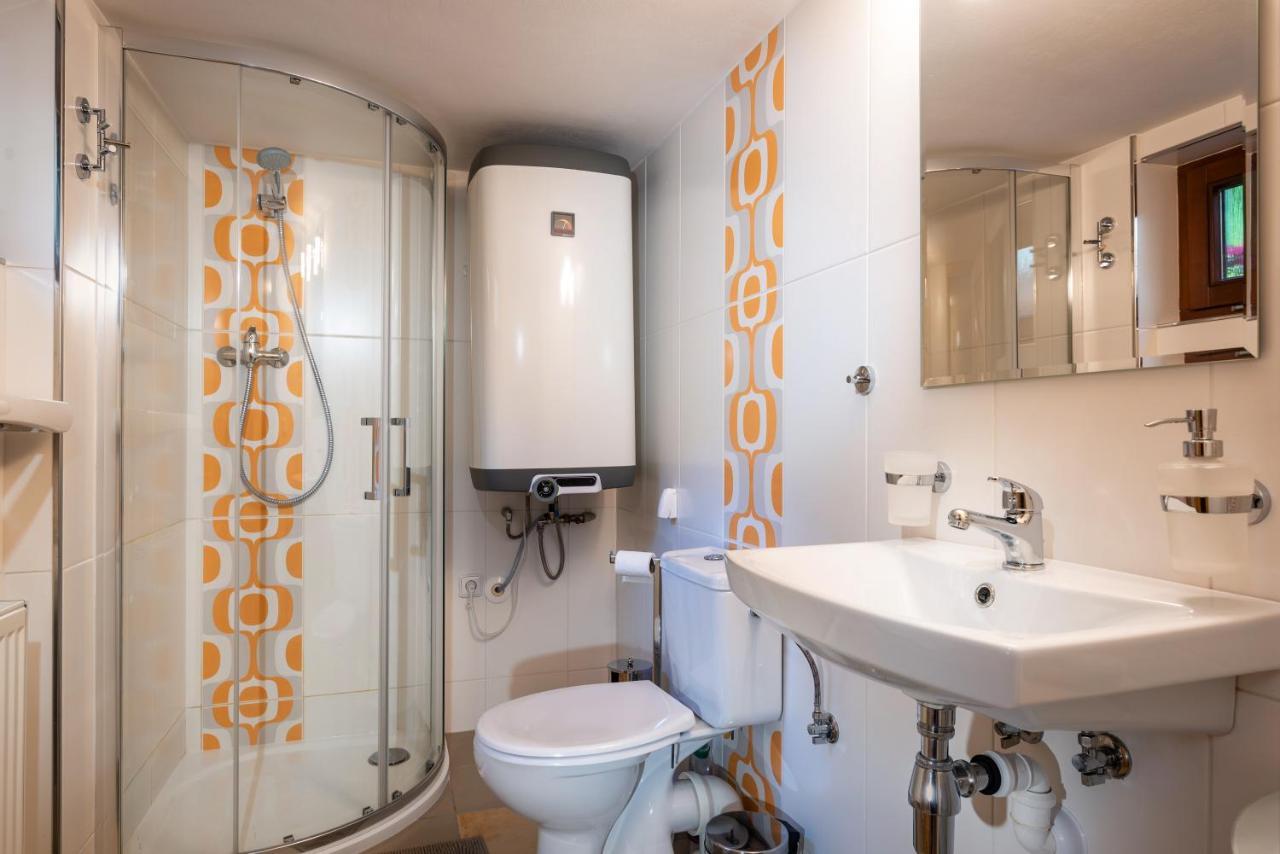 Privat Mako Apartment Trstene Bagian luar foto